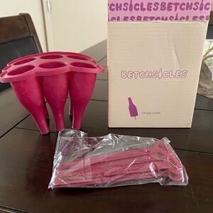 Pink Ice Pop Molds - champagne bottle shaped ice pop molds - never used